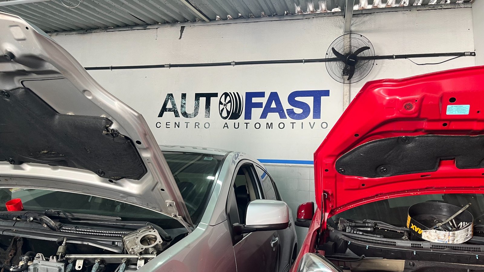 Área interna da Autofast Centro Automotivo